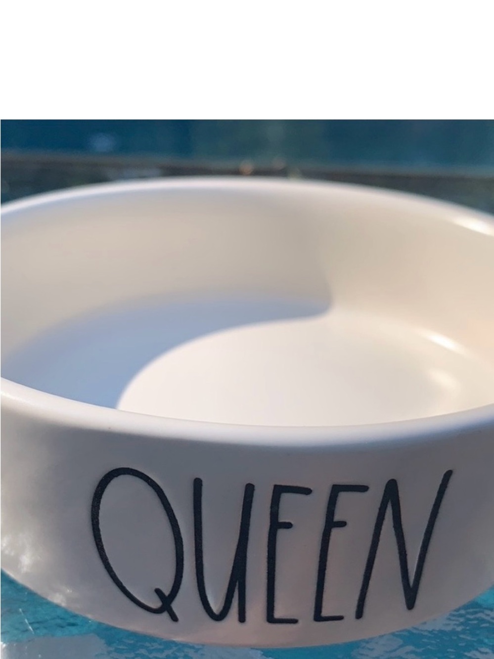 New QUEEN White Ceramic Decorative Rae Dunn Cat Bowl 4”